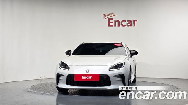 Toyota 86 2024 — photo 3