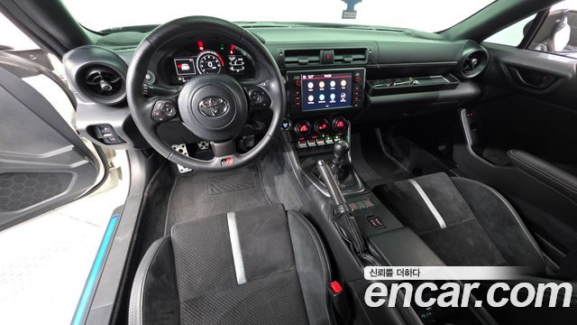 Toyota 86 2024 — photo 10