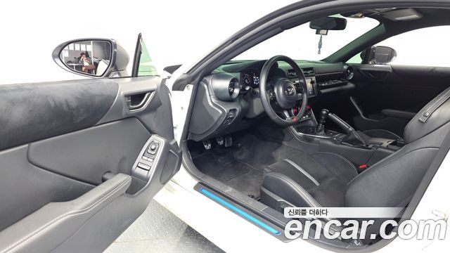 Toyota 86 2024 — photo 13