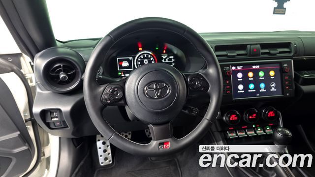 Toyota 86 2024 — photo 17
