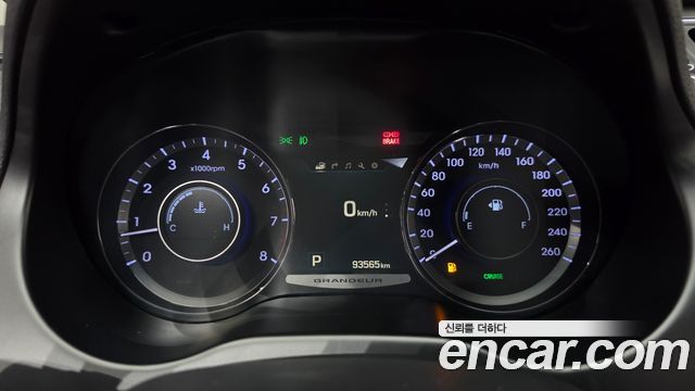 Hyundai Grandeur 2015 — photo 8