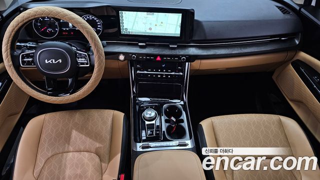 Kia Canival 2023 — photo 7