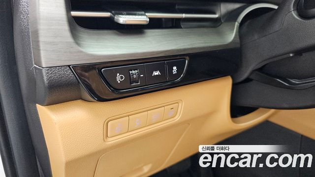 Kia Canival 2023 — photo 17