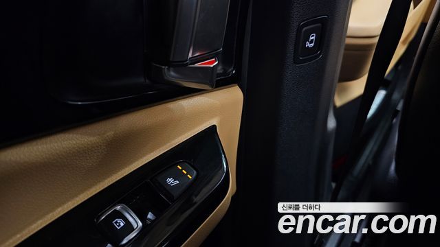 Kia Canival 2023 — photo 19
