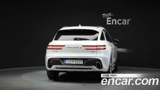 Genesis GV70 2024 — photo 4