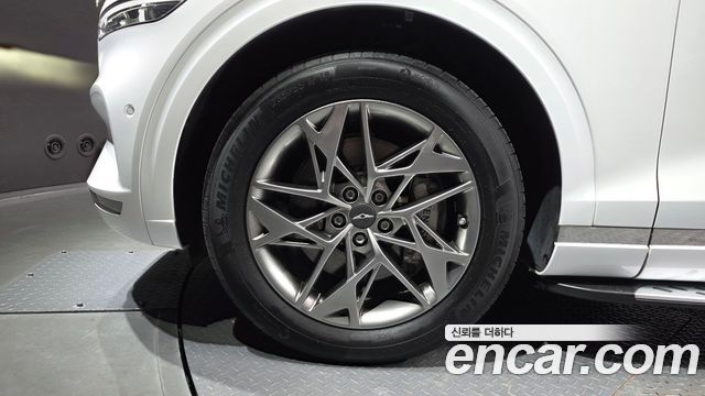 Genesis GV70 2024 — photo 5