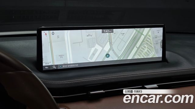 Genesis GV70 2024 — photo 13