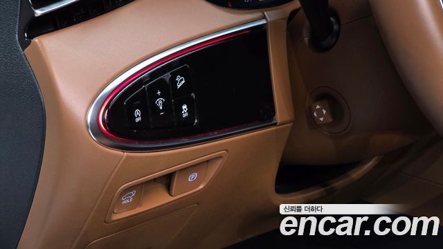 Genesis GV70 2024 — photo 15