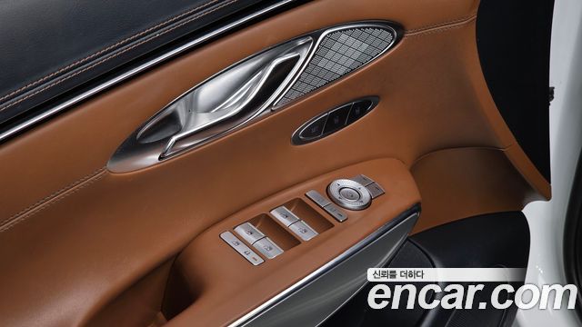 Genesis GV70 2024 — photo 16