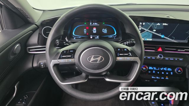 Hyundai AVANTE 2024 — photo 19