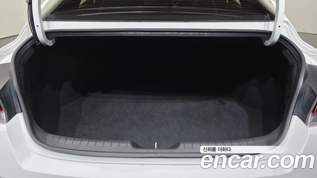 Hyundai AVANTE 2024 — photo 30