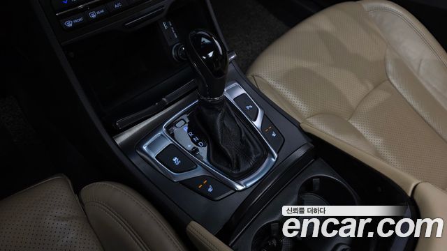Hyundai Grandeur 2015 — photo 9