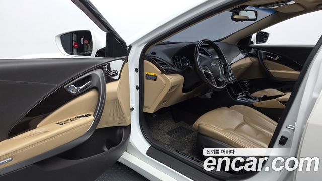 Hyundai Grandeur 2015 — photo 10