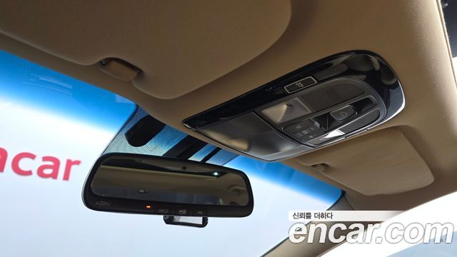 Hyundai Grandeur 2015 — photo 17