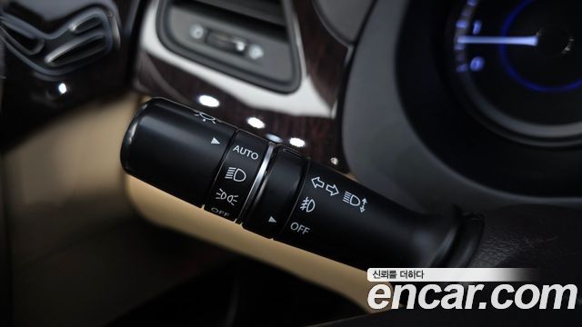 Hyundai Grandeur 2015 — photo 19