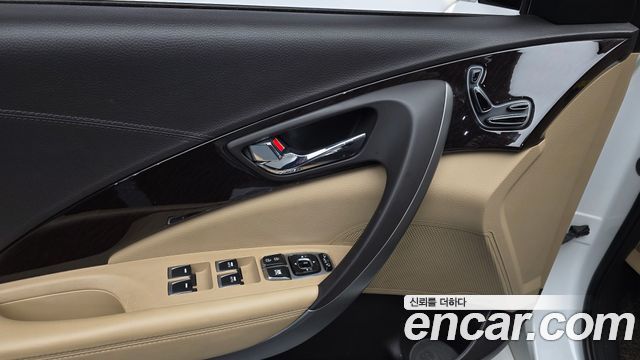 Hyundai Grandeur 2015 — photo 20
