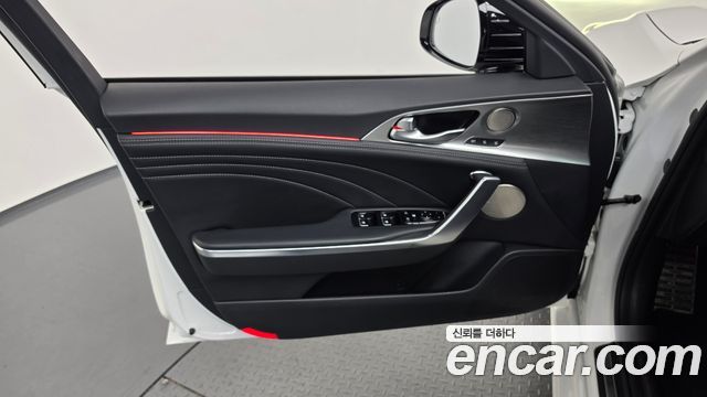 Kia Stinger 2023 — photo 14