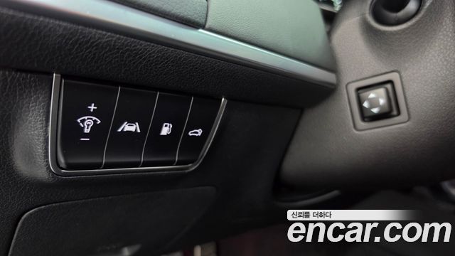 Kia Stinger 2023 — photo 29