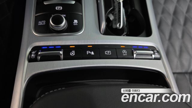 Kia Stinger 2023 — photo 31