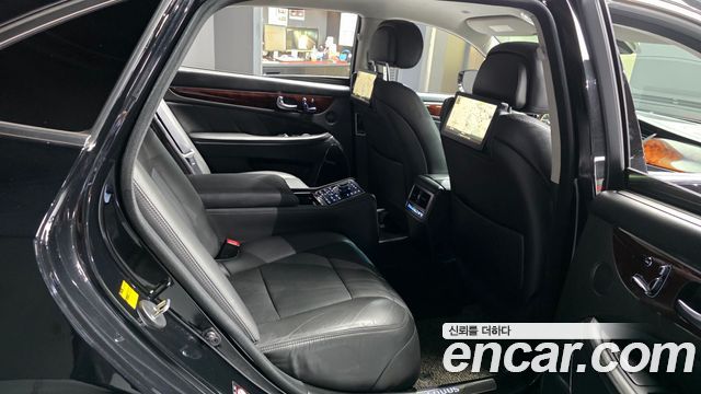 Hyundai Equus 2015 — photo 18