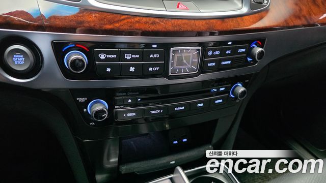 Hyundai Equus 2015 — photo 22