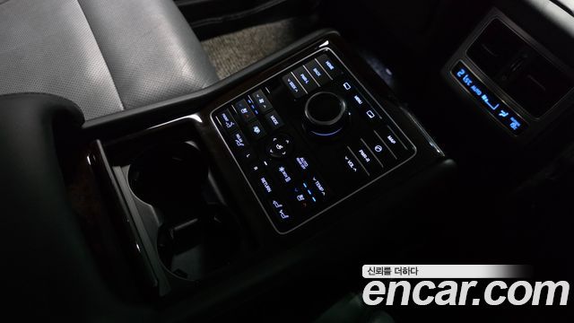 Hyundai Equus 2015 — photo 24