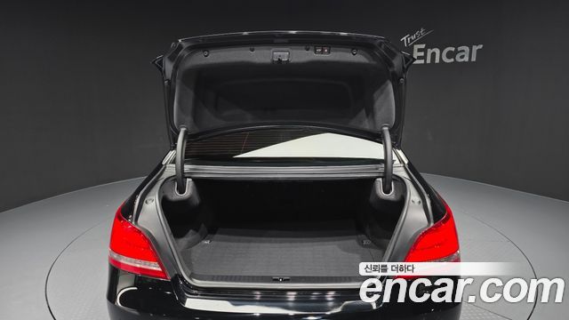 Hyundai Equus 2015 — photo 26