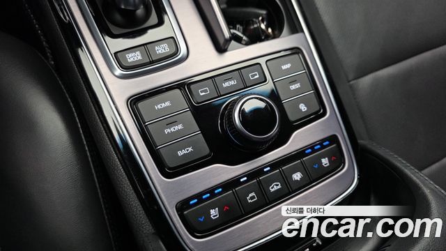 Hyundai Equus 2015 — photo 28