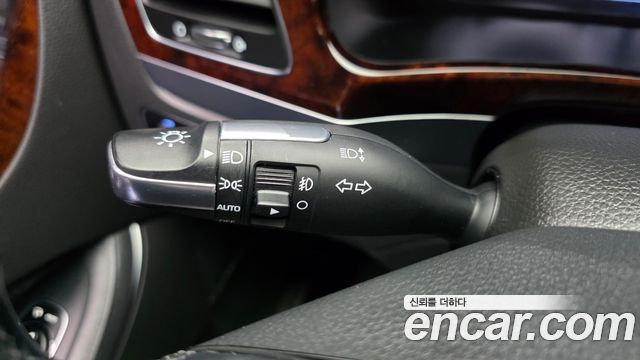 Hyundai Equus 2015 — photo 30
