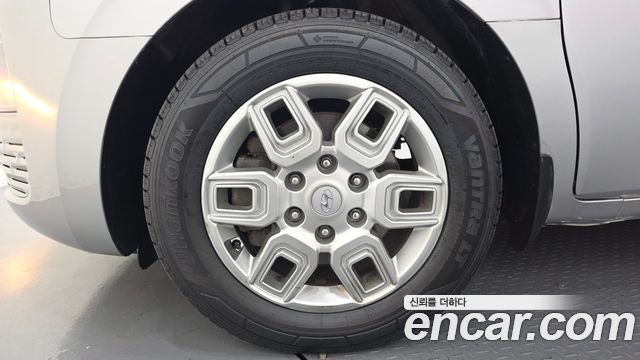 Hyundai Staria 2022 — photo 5