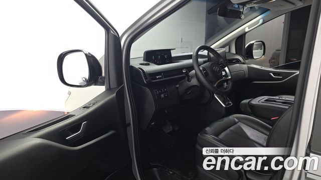 Hyundai Staria 2022 — photo 10