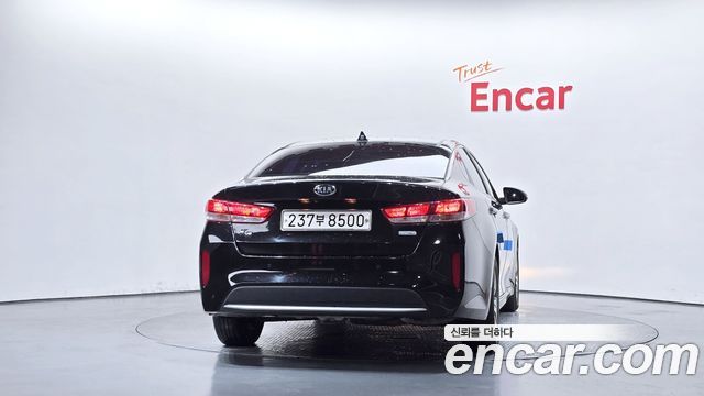 Kia K5 2017 — photo 4