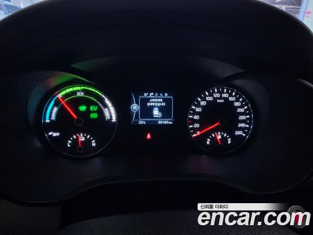 Kia K5 2017 — photo 8
