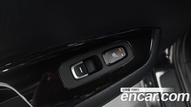 Kia K5 2017 — photo 18