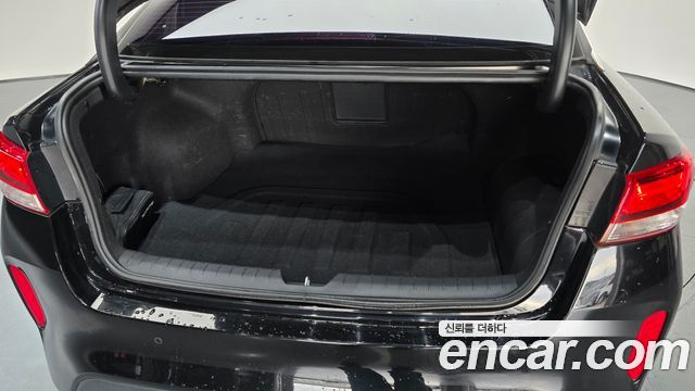 Kia K5 2017 — photo 20