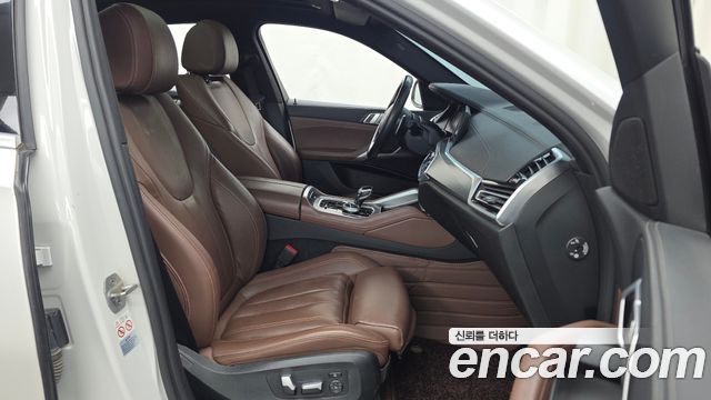 BMW X6 2022 — photo 11