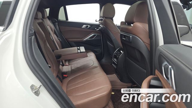 BMW X6 2022 — photo 12