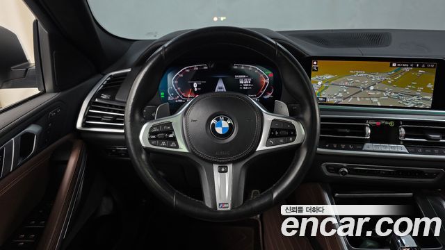BMW X6 2022 — photo 13