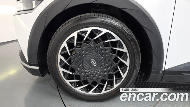 Hyundai Ioniq5 2023 — photo 5