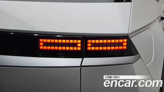 Hyundai Ioniq5 2023 — photo 9
