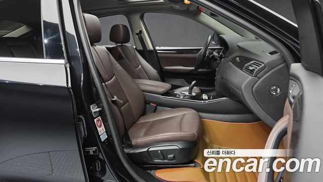 BMW X4 2016 — photo 11