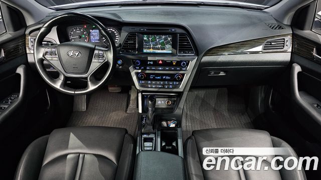 Hyundai Sonata 2016 — photo 10