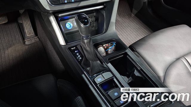 Hyundai Sonata 2016 — photo 12