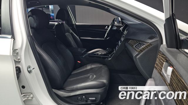Hyundai Sonata 2016 — photo 18