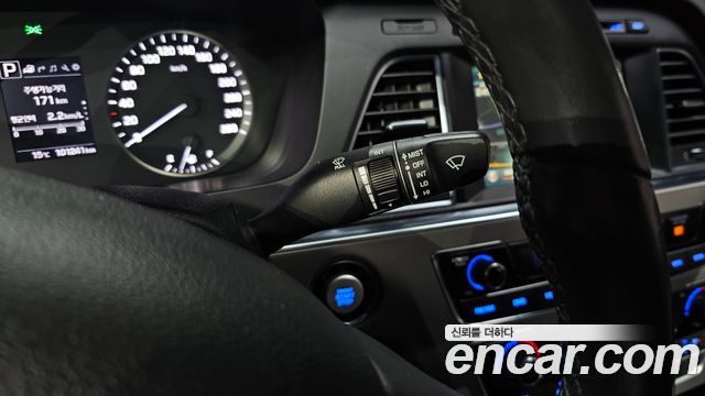 Hyundai Sonata 2016 — photo 24