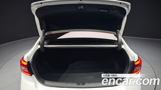 Hyundai Sonata 2016 — photo 32