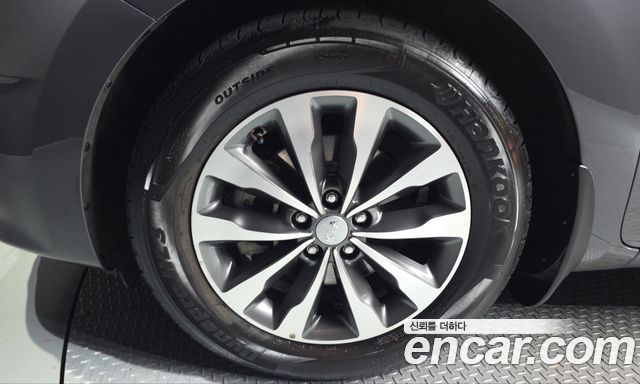 Kia Canival 2017 — photo 5