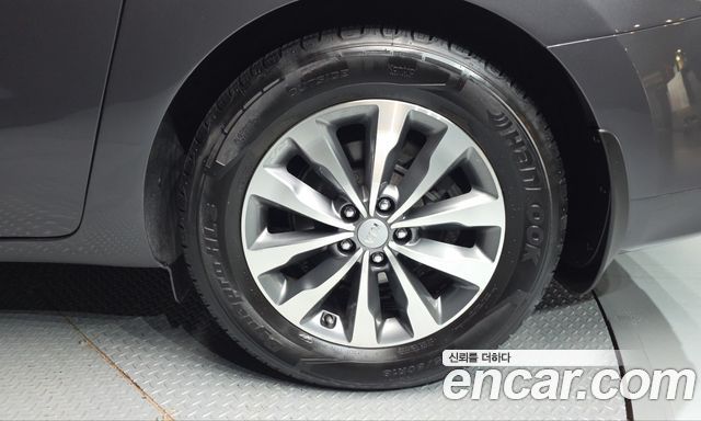 Kia Canival 2017 — photo 7