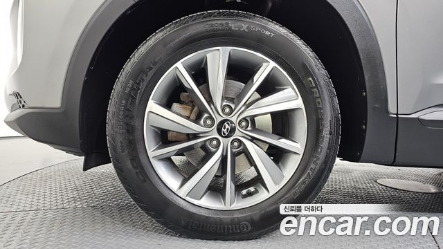 Hyundai Santafe 2019 — photo 5