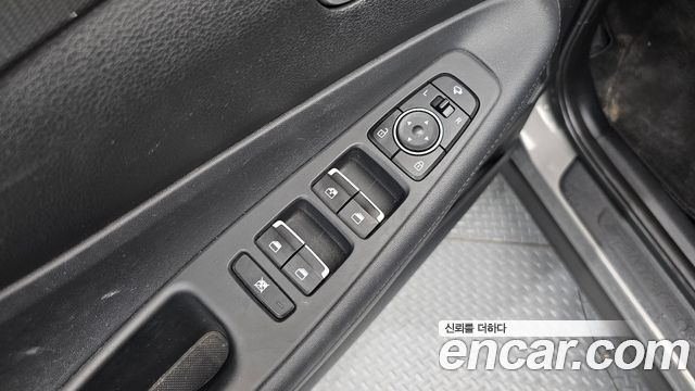 Hyundai Santafe 2019 — photo 12